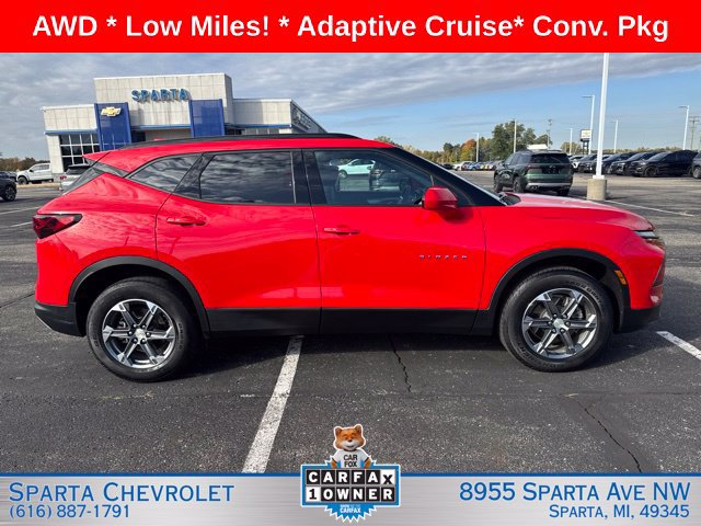 Used 2024 Chevrolet Blazer LT w/ Convenience Package AWD/4WD image 2