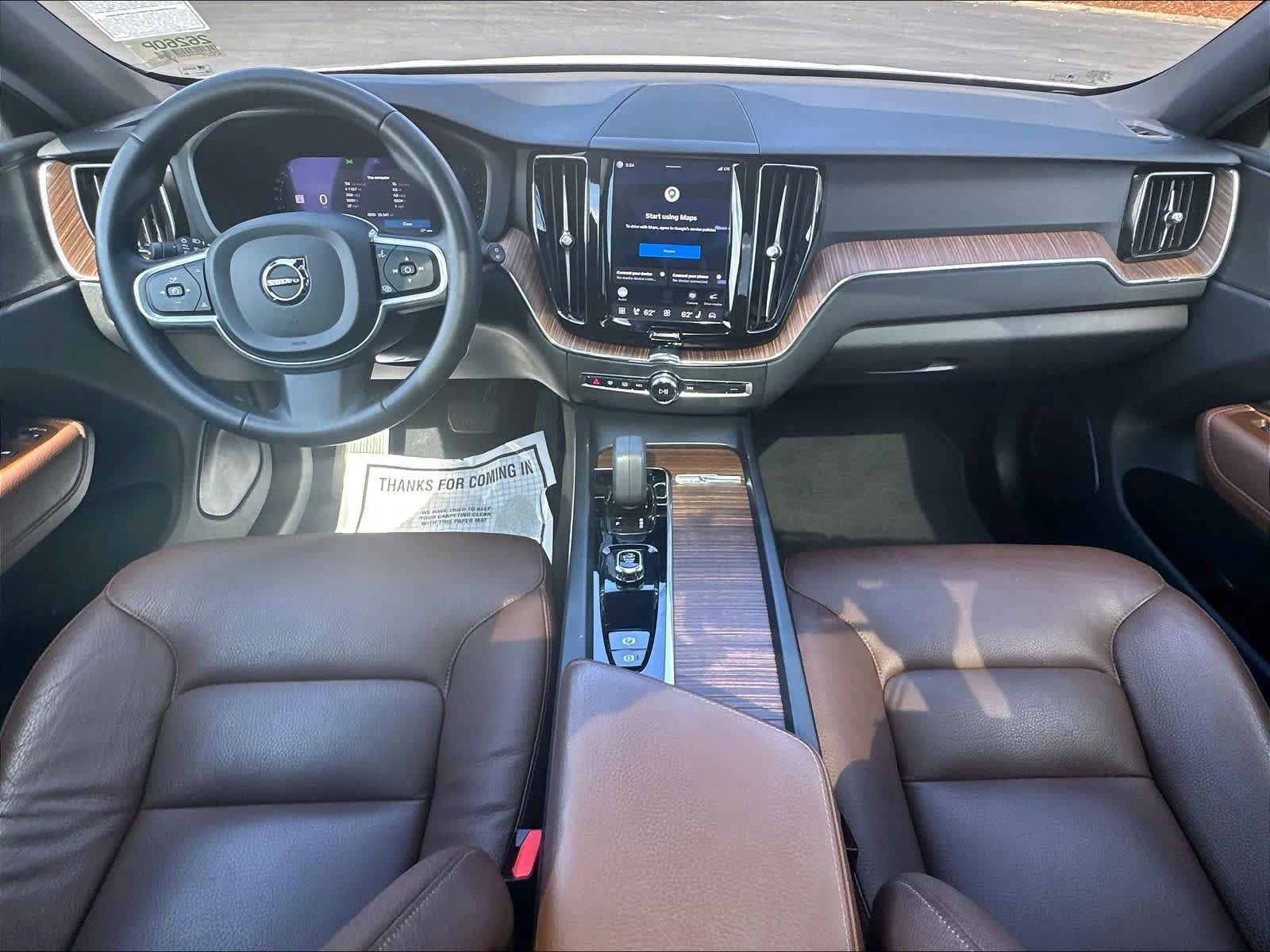 Used 2022 Volvo XC60 B5 Momentum AWD/4WD image 18