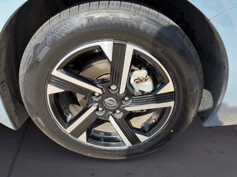 Used 2025 Nissan Sentra SV w/ Trunk Package FWD image 14