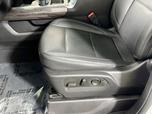 Used 2024 Chevrolet Silverado 1500 LTZ w/ LTZ Premium Package AWD/4WD image 19