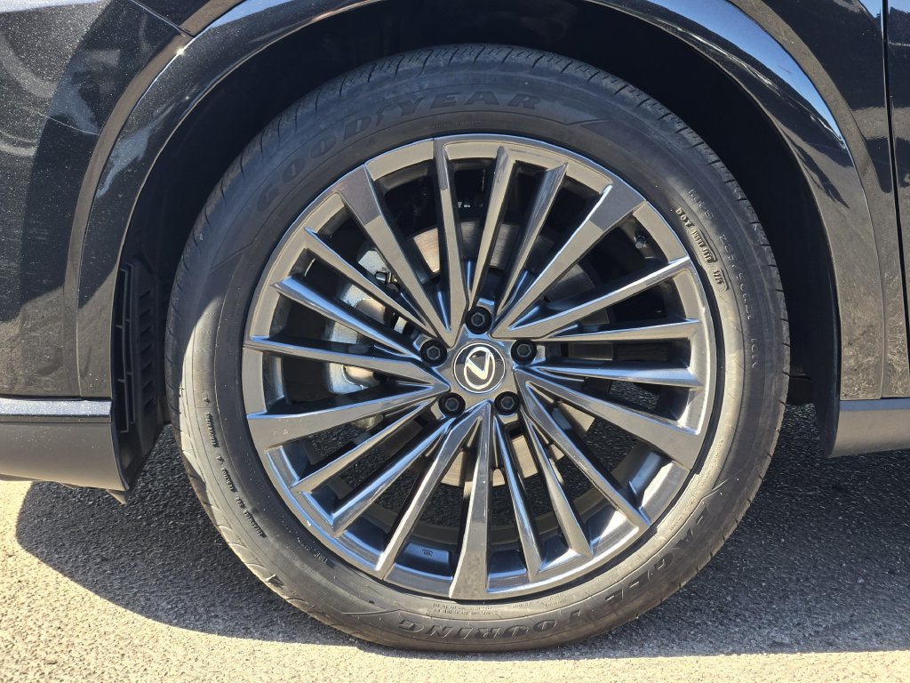 Certified 2025 Lexus RX 350 Premium FWD image 13