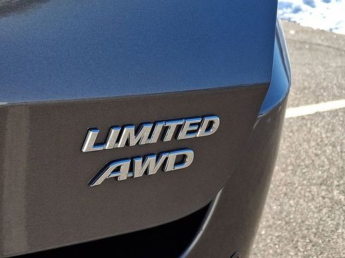 Used 2017 Toyota Sienna Limited image 33