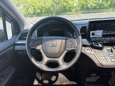 Certified 2024 Honda Odyssey EX-L image 13