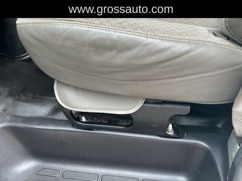 Used 2016 Chevrolet Express 3500 Extended RWD image 11