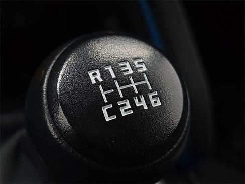 Used 2022 Ford Bronco Black Diamond image 14