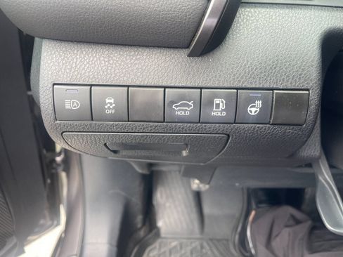 Used 2024 Toyota Camry SE FWD image 31