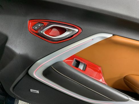 Used 2020 Chevrolet Camaro SS image 31