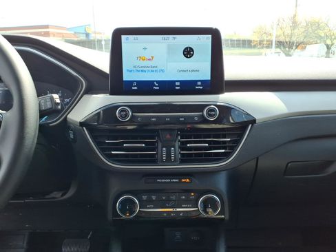 Used 2022 Ford Escape SE w/ Convenience Package image 10