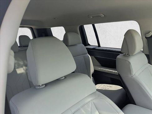 Used 2024 Hyundai Santa Fe SEL FWD image 20