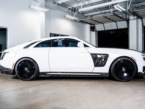 Used 2024 Rolls-Royce Spectre w/ Spectre Launch Package image 5