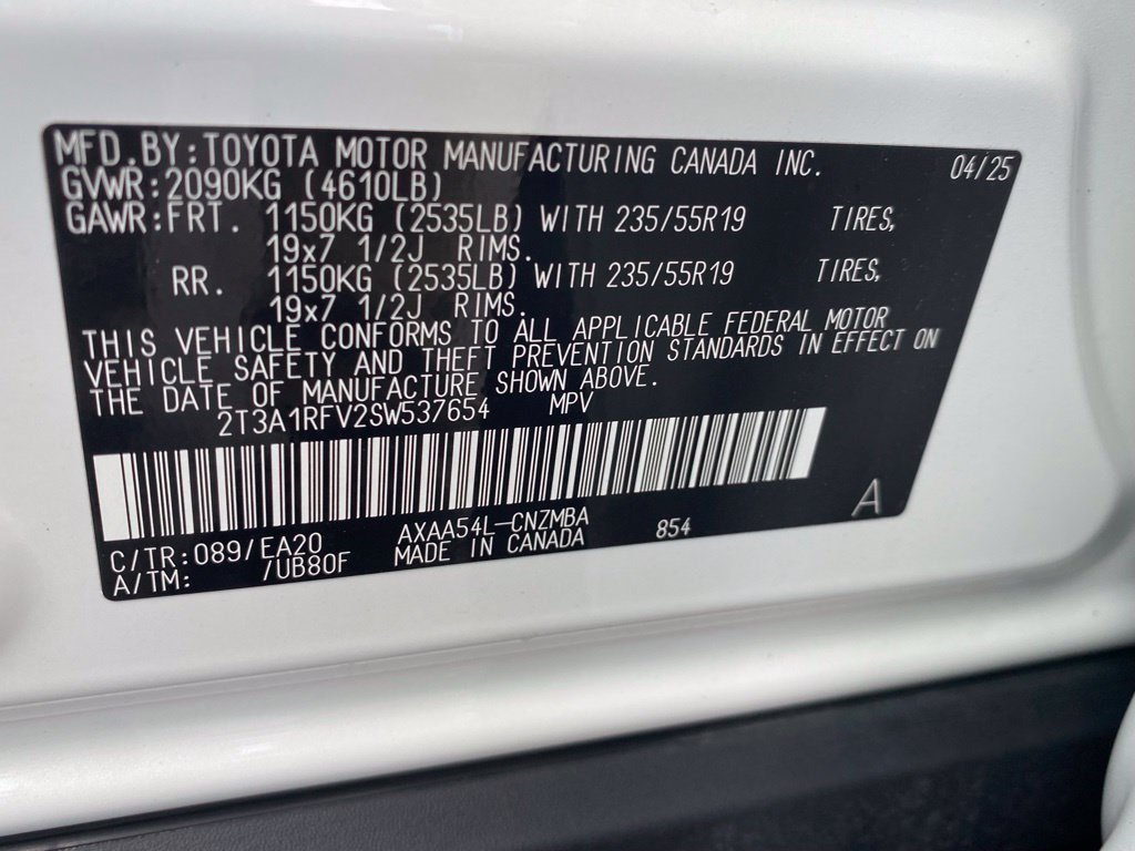 Used 2025 Toyota RAV4 XLE Premium AWD/4WD image 21