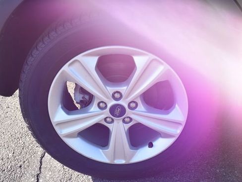 Used 2015 Ford Escape SE AWD/4WD image 41