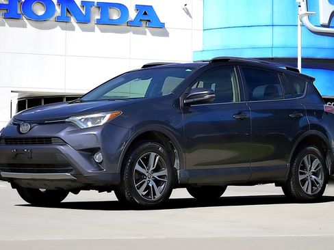 Used 2017 Toyota RAV4 XLE w/ All Weather Liner Package AWD/4WD image 1