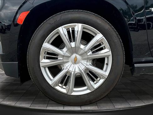 Used 2021 Chevrolet Tahoe High Country RWD image 14