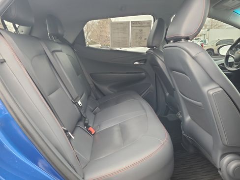 Used 2020 Chevrolet Bolt Premier w/ Infotainment Package image 28