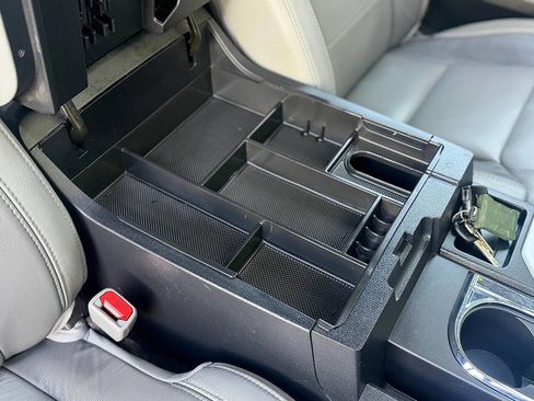 Used 2021 Toyota Tundra Limited w/ Limited Premium Package image 48