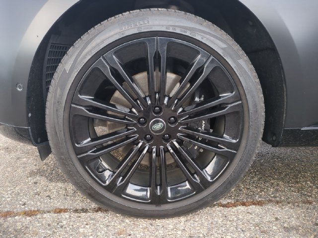 Used 2024 Land Rover Range Rover SE AWD/4WD image 21