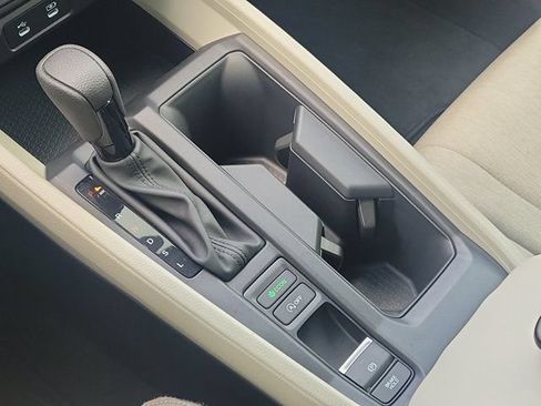 Used 2025 Honda Accord SE image 29
