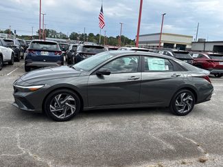 New 2025 Hyundai Elantra Sport video 2