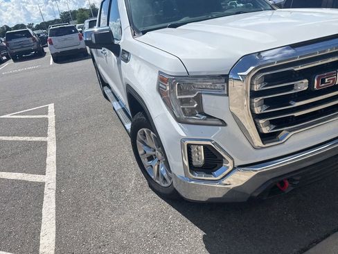 Used 2021 GMC Sierra 1500 SLT AWD/4WD image 12