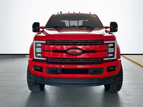 Used 2019 Ford F450 Lariat w/ Lariat Value Package AWD/4WD image 2
