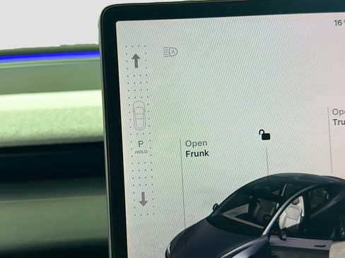 Used 2025 Tesla Model 3 Long Range RWD image 17