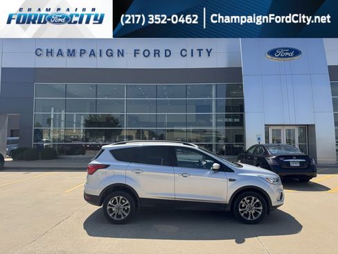 Used 2019 Ford Escape SEL FWD image 1