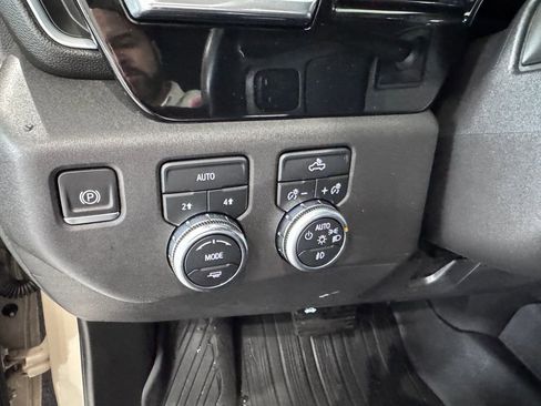 Certified 2022 GMC Sierra 1500 Elevation image 23