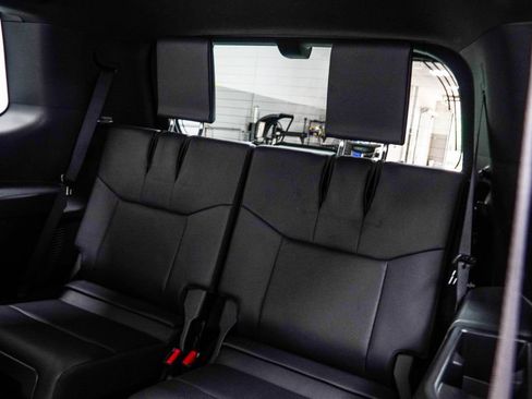 Used 2024 Lexus GX 550 w/ Cold Area Package AWD/4WD image 49