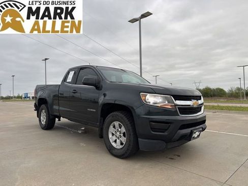 Used 2018 Chevrolet Colorado W/T w/ WT Convenience Package image 1