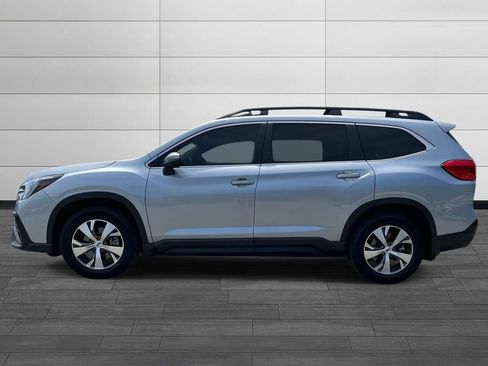 Used 2023 Subaru Ascent Premium w/ Convenience Package AWD/4WD image 6