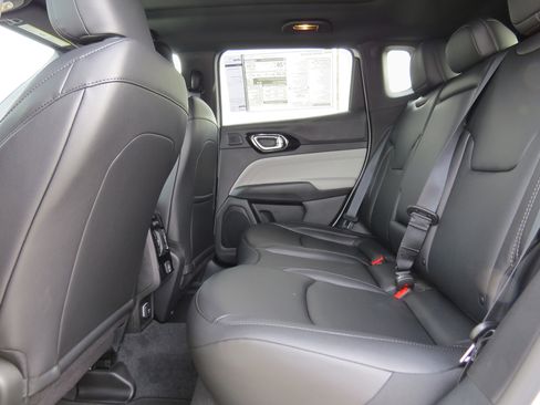 New 2026 Jeep Compass Limited image 16