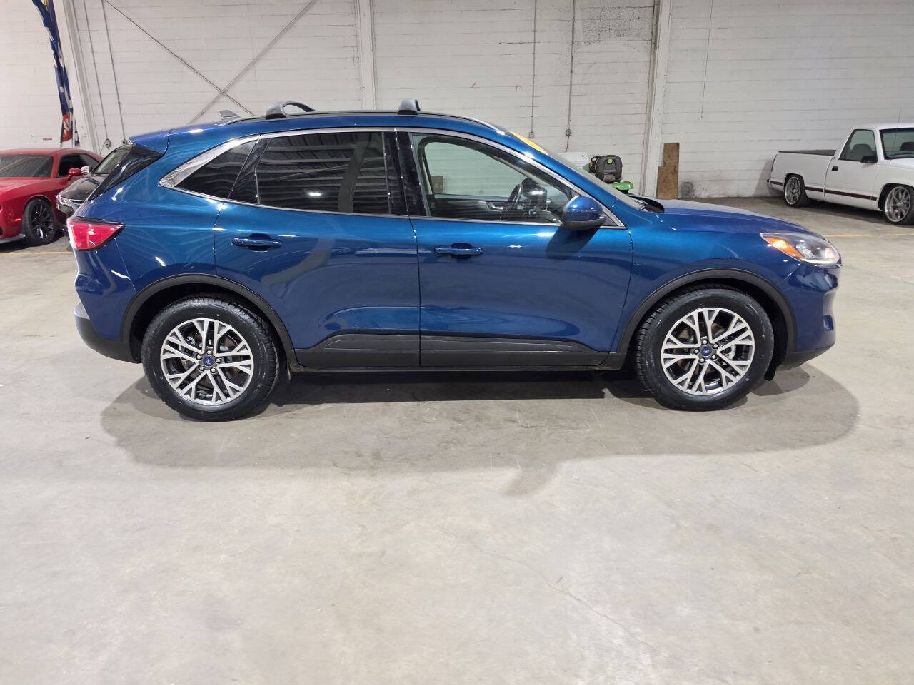 Used 2020 Ford Escape SEL FWD image 15