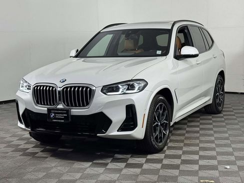 Used 2024 BMW X3 xDrive30i w/ Premium Package AWD/4WD image 7