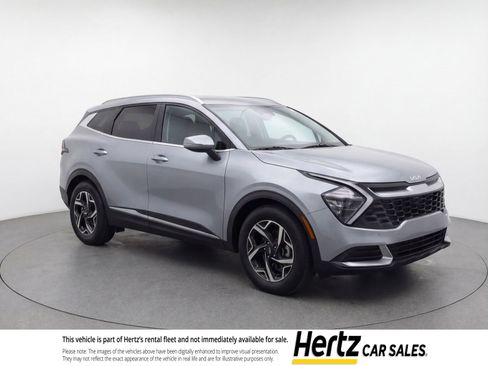 Used 2024 Kia Sportage LX image 1