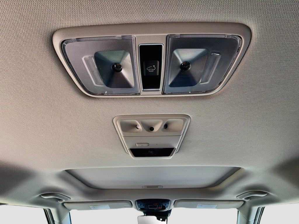 Used 2024 Kia Carnival SX Prestige FWD image 41