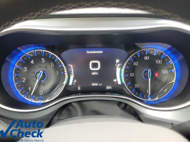 Used 2026 Chrysler Pacifica Limited w/ S Appearance Package FWD image 26