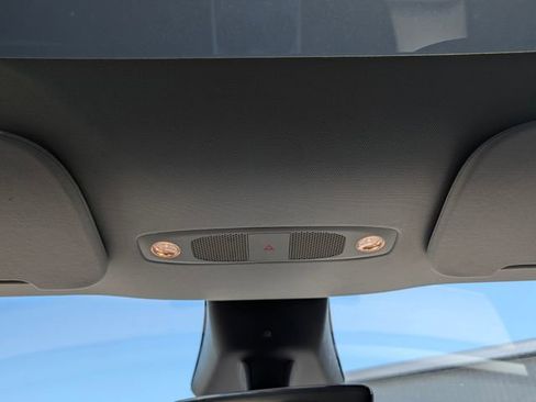 Used 2024 Tesla Model Y Long Range AWD/4WD image 24