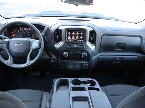 New 2026 Chevrolet Silverado 1500 Custom Trail Boss w/ LPO, Dark Essentials Package AWD/4WD image 15