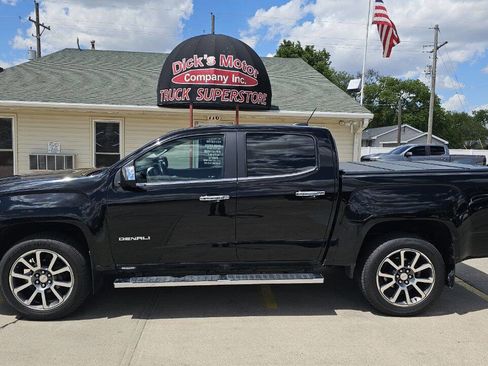 Used 2018 GMC Canyon Denali AWD/4WD image 3