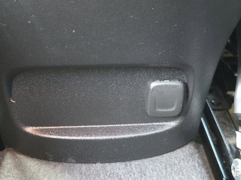 Used 2024 Chevrolet Malibu LT image 21