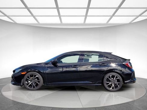 Used 2019 Honda Civic Sport Touring image 7