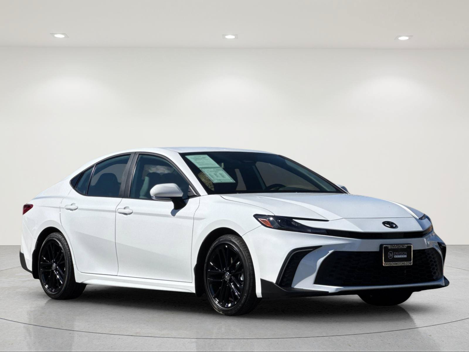 Used 2026 Toyota Camry SE w/ Multimedia Upgrade Package FWD image 8