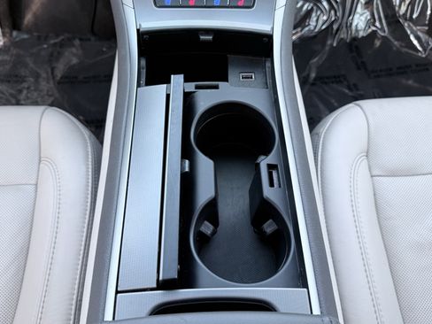 Used 2017 Lincoln MKZ Reserve FWD image 48