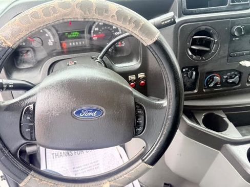 Used 2014 Ford E-350 and Econoline 350 Super Duty RWD image 20