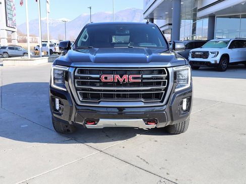 Used 2023 GMC Yukon AT4 image 9