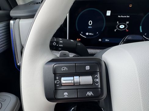 Used 2024 Hyundai Santa Fe Calligraphy image 31