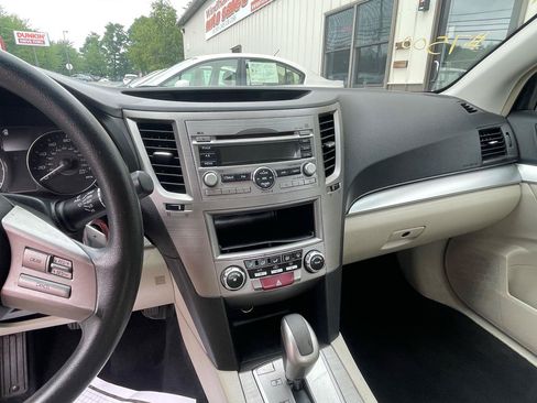 Used 2011 Subaru Legacy 2.5i AWD/4WD image 14