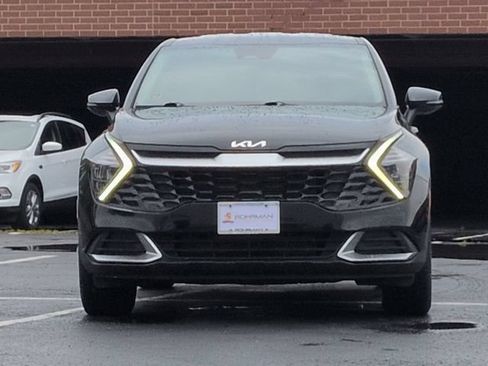 Used 2023 Kia Sportage EX FWD image 2
