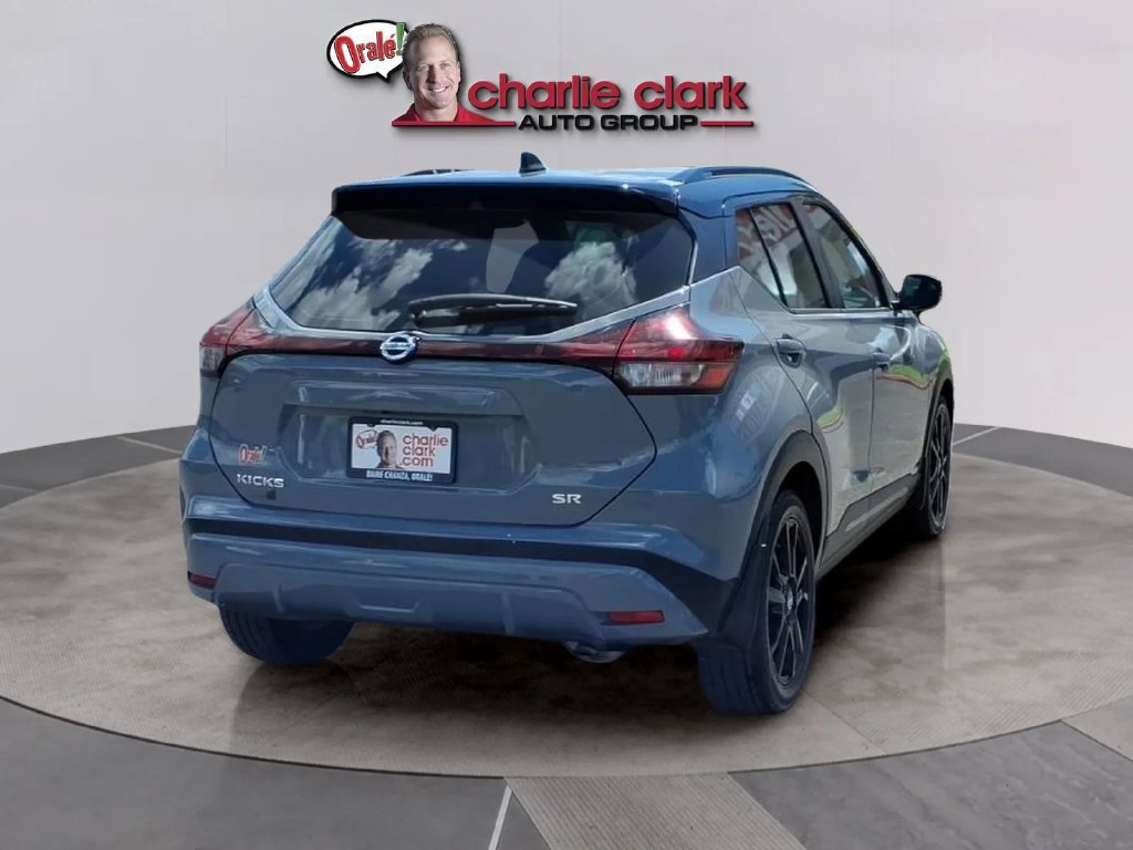 Used 2021 Nissan Kicks SR FWD image 5